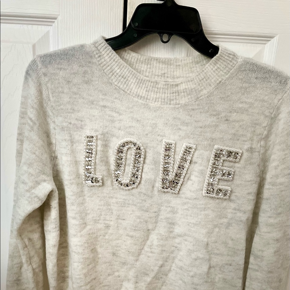 H & M beaded LOVE Wide-cut extra soft off-white sweater. Size XS